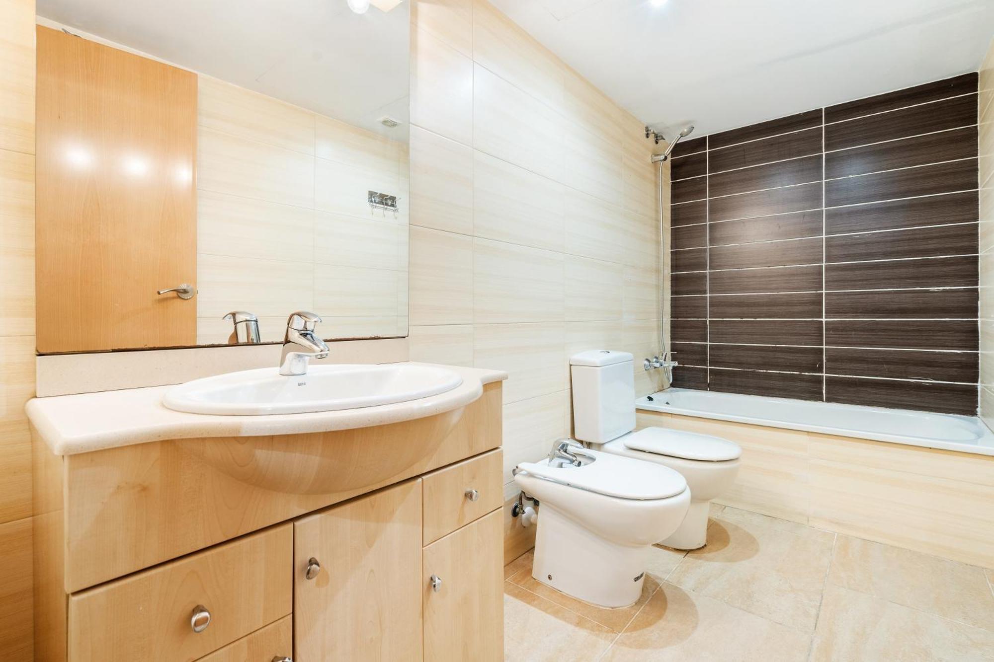Ab Besos River Apartment Barcelona Ngoại thất bức ảnh