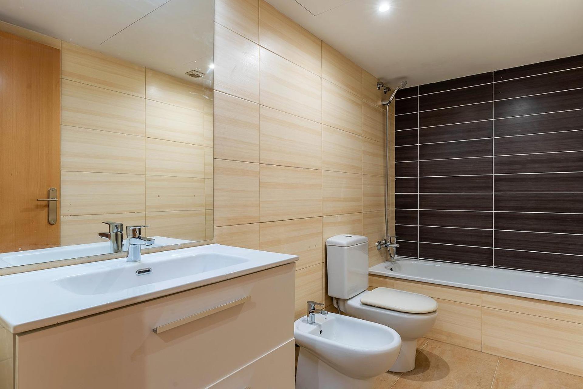 Ab Besos River Apartment Barcelona Ngoại thất bức ảnh